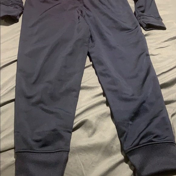 Nike sweatsuit - Picture 2 of 3